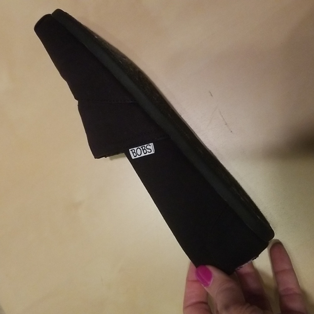 Black Bob's from Skechers Memory Foam shoes. Women's 9.5 - Picture 2 of 6